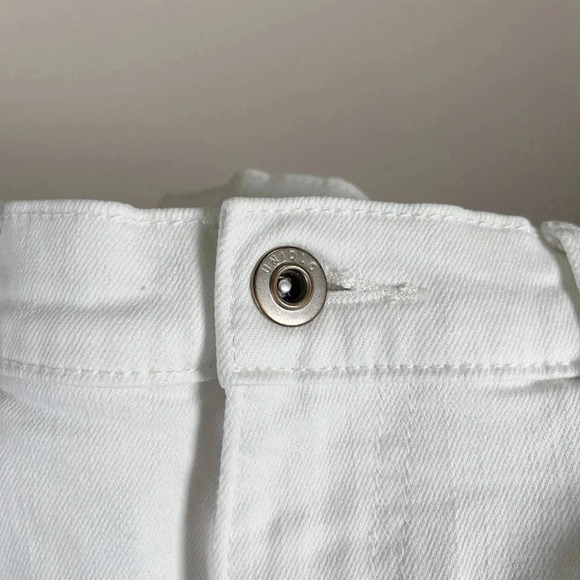 UNIQLO |  HIGH RISE STRAIGT LEG BOYFRIEND JEANS - Picture 6 of 13